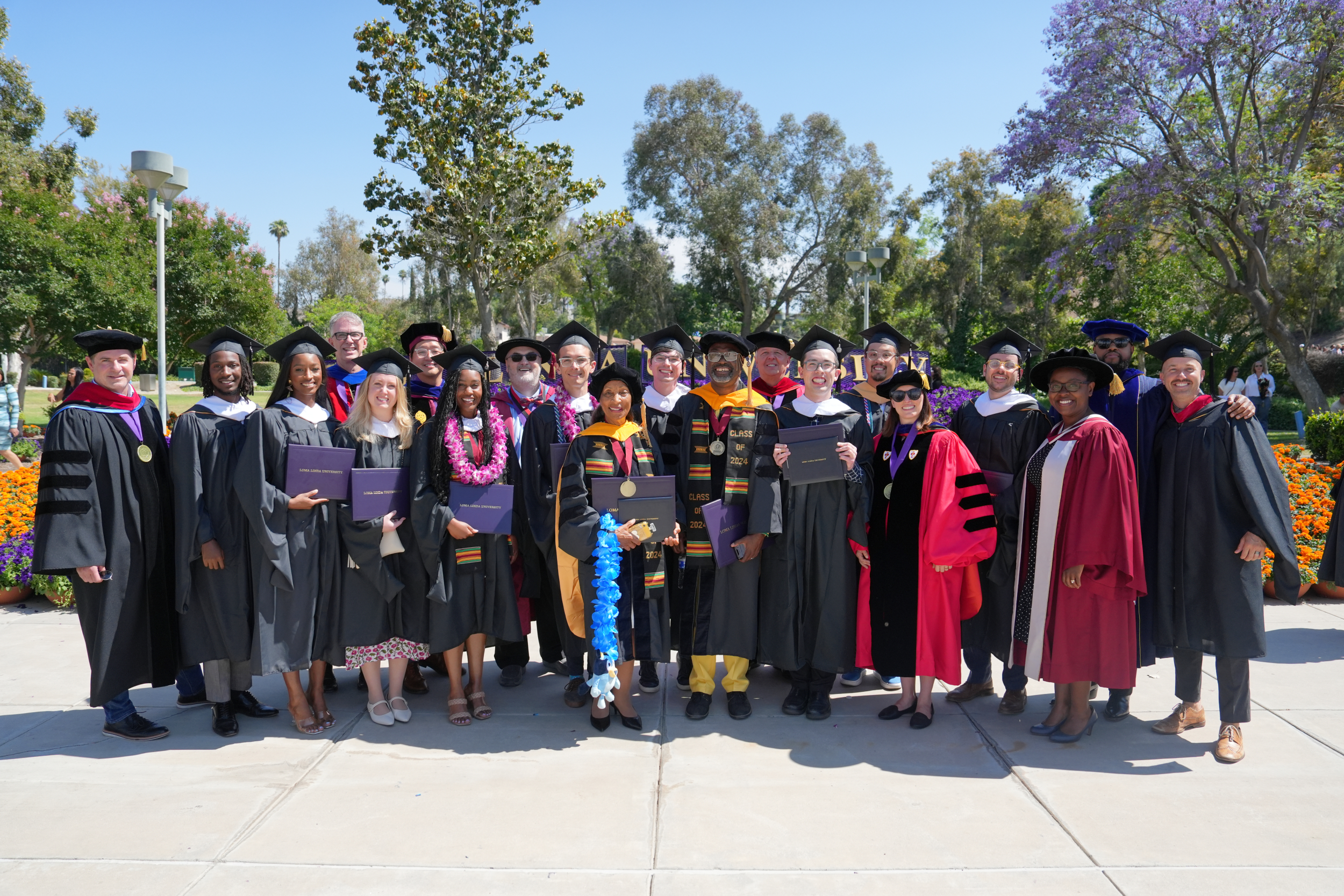 School of Religion faculty and 2024 graduates