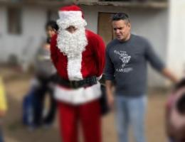 Pastor Miguel prays during SIMS trip to Ensenada